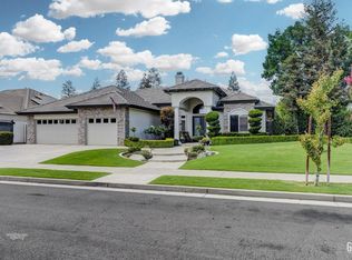 11502 Crabbet Park Dr, Bakersfield, CA