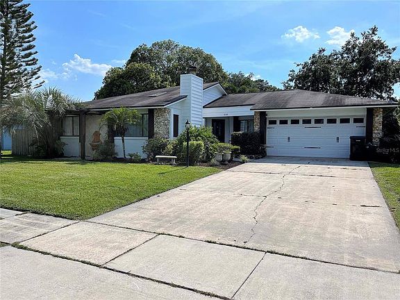 3rd image of 1518 Newbridge Ln