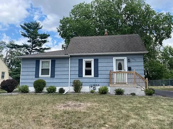 3922 Zane Ave N, Robbinsdale, MN 55422