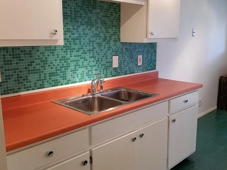 405 Columbia Dr SE #C — Photo 8
