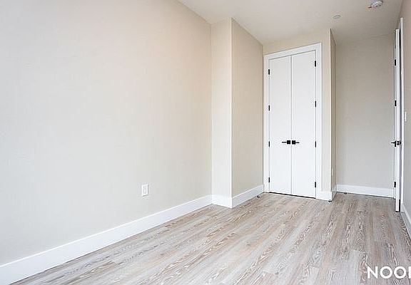 5th image of 383 Knickerbocker Ave #4B
