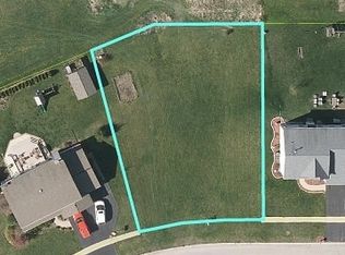 1311 Lilac Ln, Harvard, IL 60033