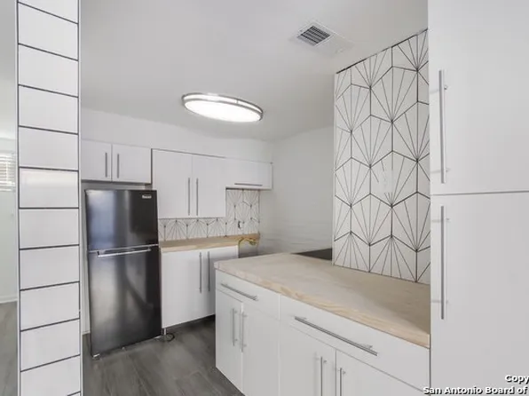 408 Ira #4, San Antonio, TX 78209