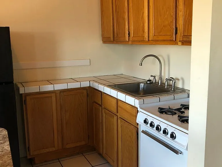 178 Summit Ave — Photo 6