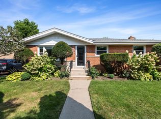 8315 Parkside Ave, Morton Grove, IL 60053