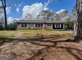 105 Robin Hood Dr, Warner Robins, GA 31088