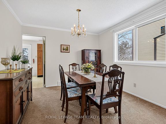 5th image of 97 Huntsman Cres