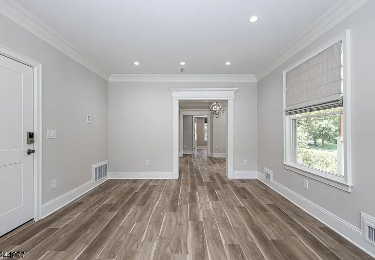 263 Walnut St #1 — Photo 10