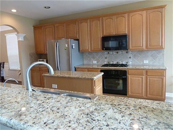 5th image of 2227 Alassio Isle Ct