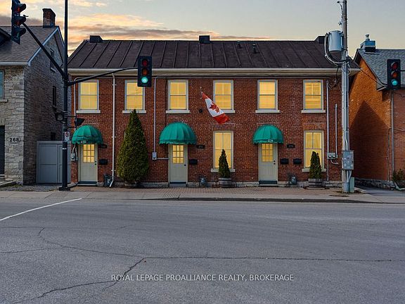 4th image of 272 Wellington St
