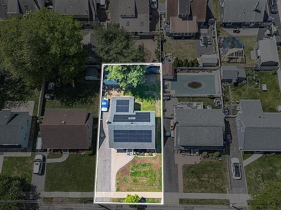 2nd image of 71 Wingra Ave