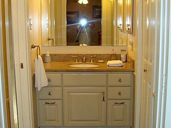 This is the make up area for the master bath. Much more.