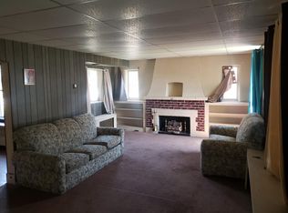 215 N 1st Ave, Elizabeth, PA 15037