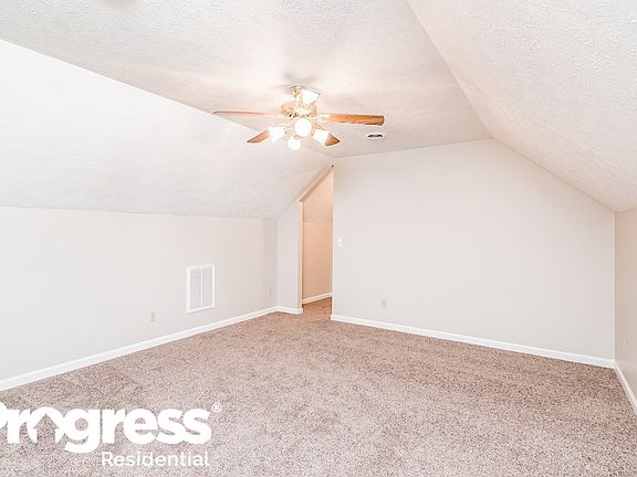 5th image of 2305 Briar Bend Dr