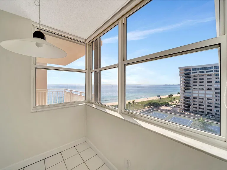 5200 N Ocean Blvd #1107B — Photo 43