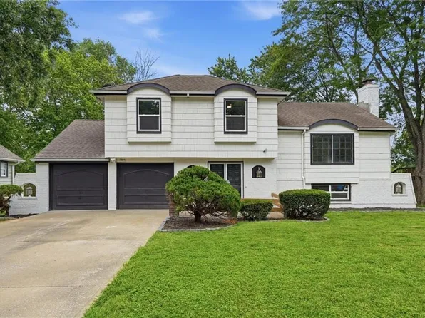 6901 E 127th Ter, Grandview, MO 64030
