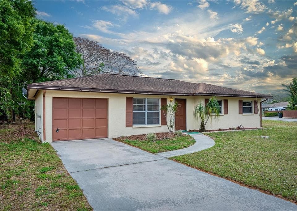 1st image of 5308 Winewood Dr