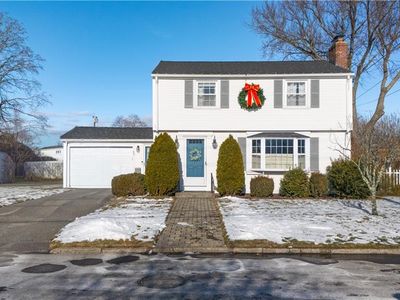 32 Woodbine St, Riverside, RI, 02915