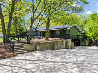 3S306 Winfield Rd, Warrenville, IL 60555