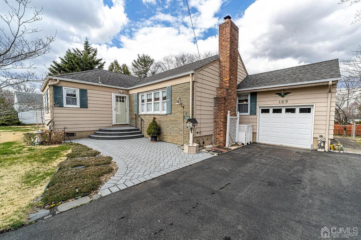 169 Dunhams Corner Rd photo 1
