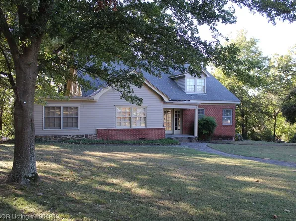 1218 Elizabeth Ln, Fort Smith, AR 72903