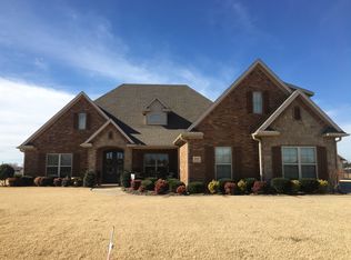 615 Tuscan Sun Ln, Springdale, AR 72762