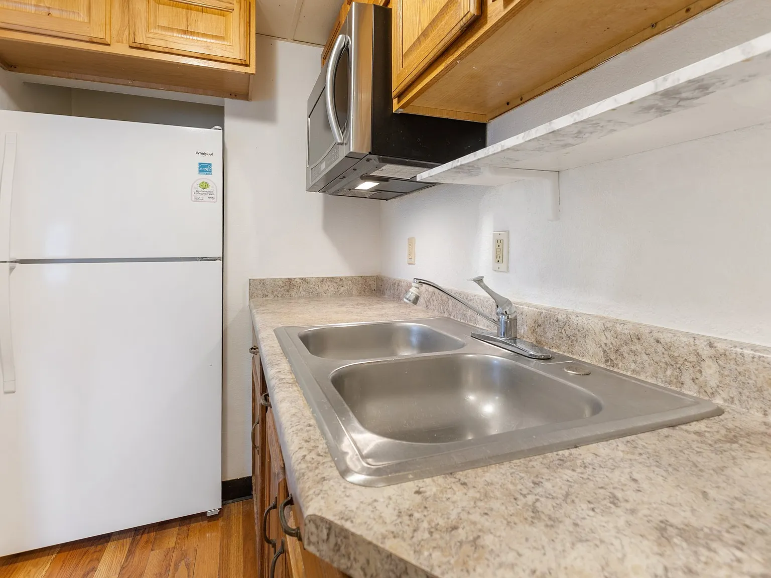 2529 West Vermijo Avenue Unit B - B — Photo 4