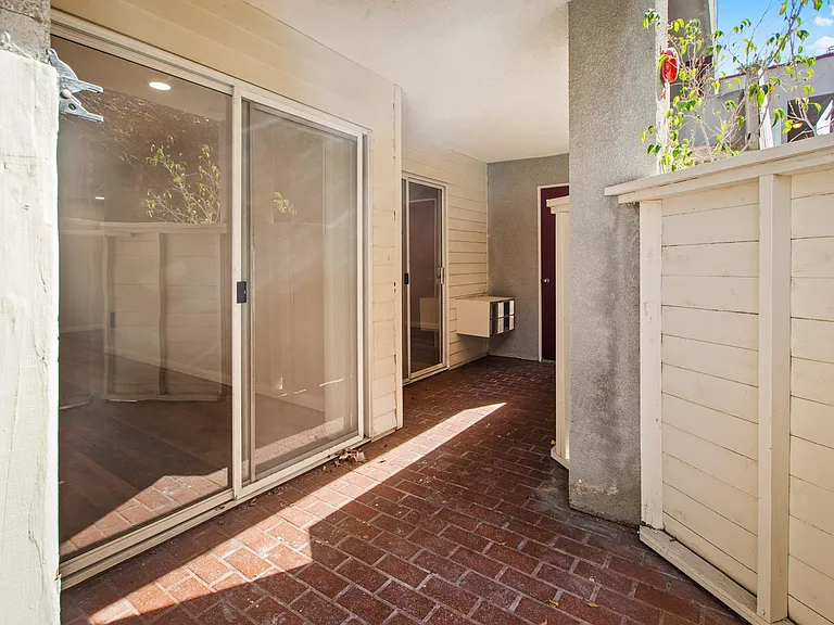 10376 Almayo Ave — Photo 71