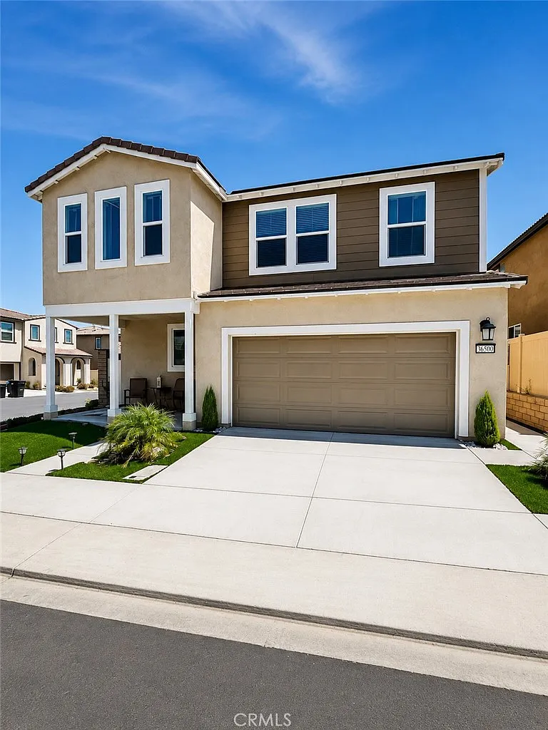 3 bed, 2.5 bath, 1937 sqft, $3,250 — Photo 1