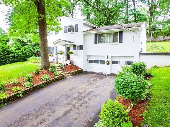 4th image of 145 Greenhill Dr