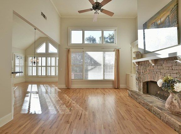 5th image of 144 River Sound Ln