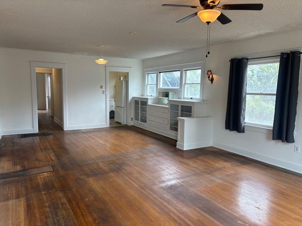 1035 E 2nd St #1035