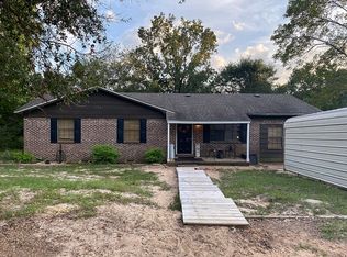 174 Petty Ln S, Defuniak Springs, FL 32433
