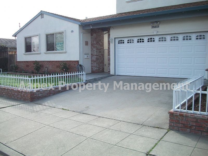1st image of 26851 Underwood Ave