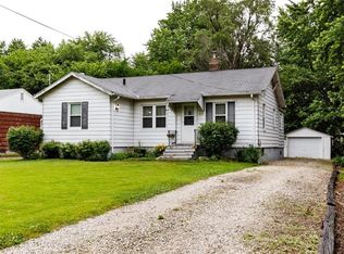 403 Pleasant View Dr, Des Moines, IA 50315