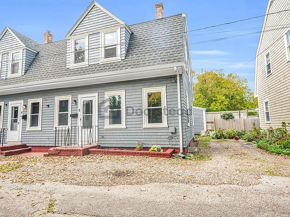 3rd image of 8 Nelson Ct
