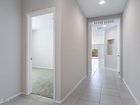 4th image of 10407 W SONRISAS Street
