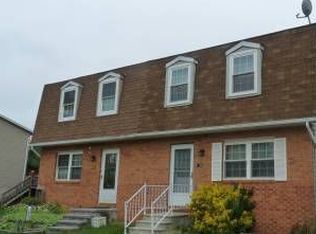 1106 Singer Dr, Westminster, MD 21157