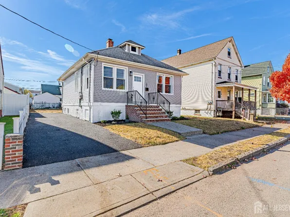 103 Lincoln Ave, Carteret, NJ 07008