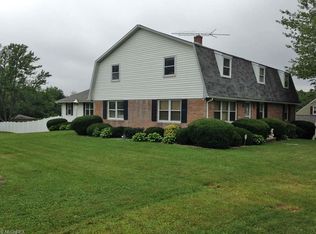 1025 Holland Ave NE, East Canton, OH 44730