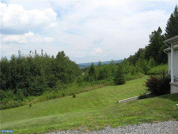 4th image of 62 Evergreen Dr