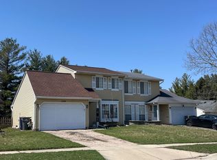 526 Thorndale Dr, Elgin, IL 60120