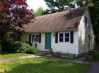 6 Potter Ave, Smithfield, RI 02917