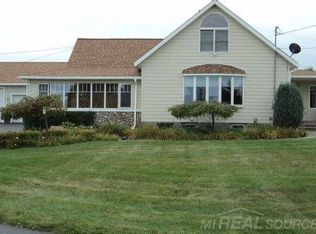 9141 Spruce Rd, Ossineke, MI 49766
