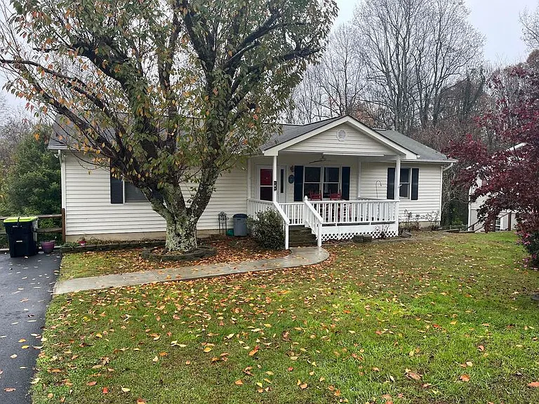191 Frost Rd — Photo 1