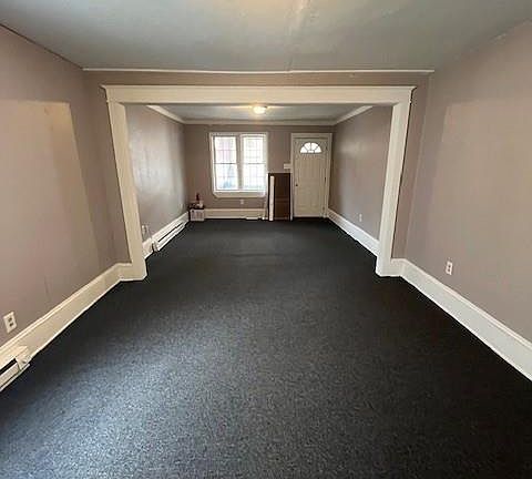3rd image of 208 W Patterson St