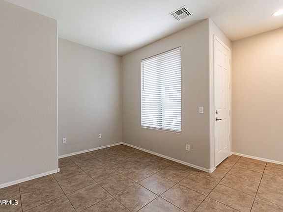 4th image of 8883 W HOLLYWOOD Avenue