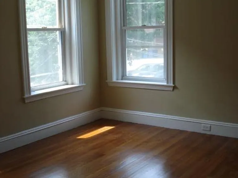 194 Saint Paul St #3 — Photo 8