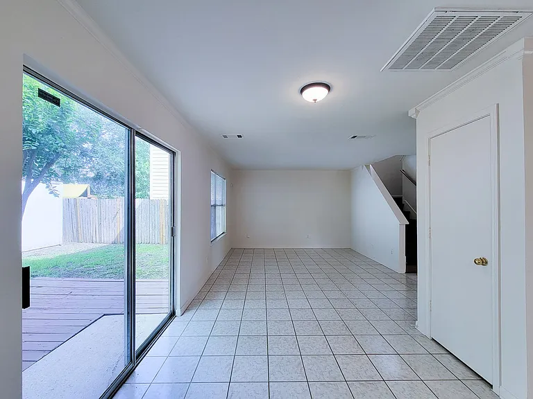 11810 Rolling Stream Dr — Photo 33