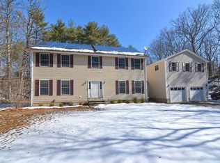 106 Taft St, Upton, MA 01568